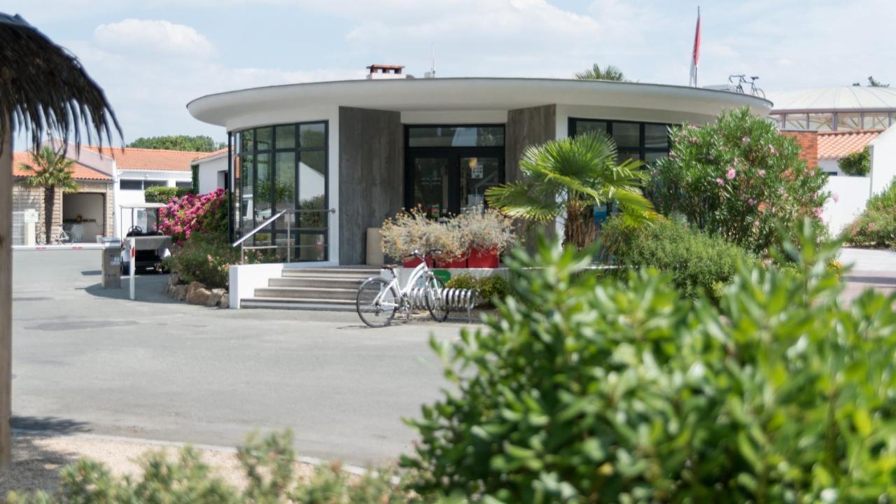 圣伊莱尔·德列 Camping Les Chouans酒店 外观 照片