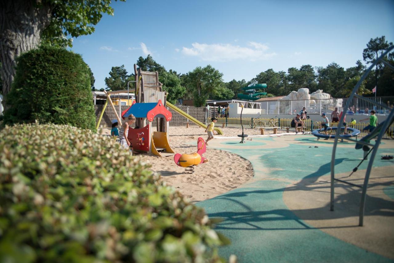圣伊莱尔·德列 Camping Les Chouans酒店 外观 照片