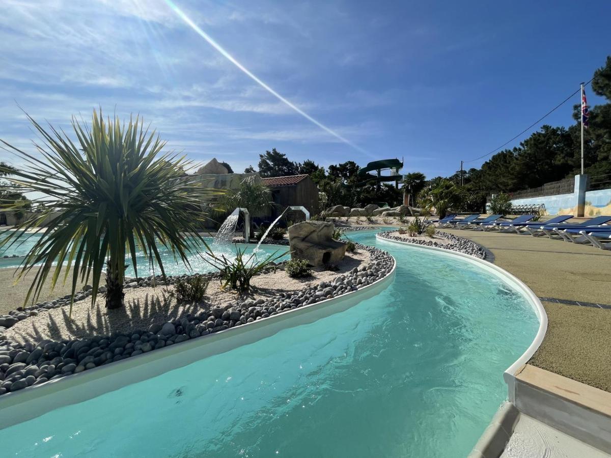 圣伊莱尔·德列 Camping Les Chouans酒店 外观 照片