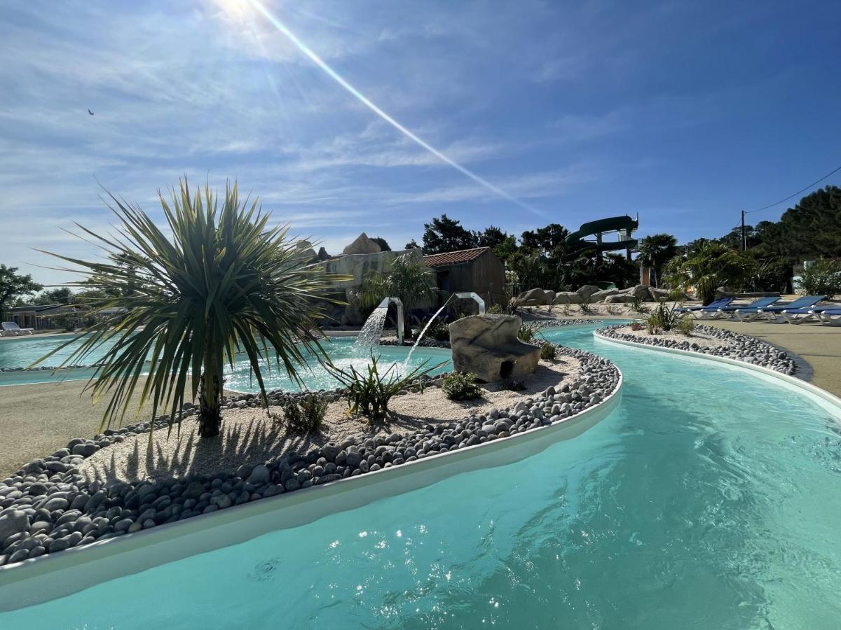 圣伊莱尔·德列 Camping Les Chouans酒店 外观 照片