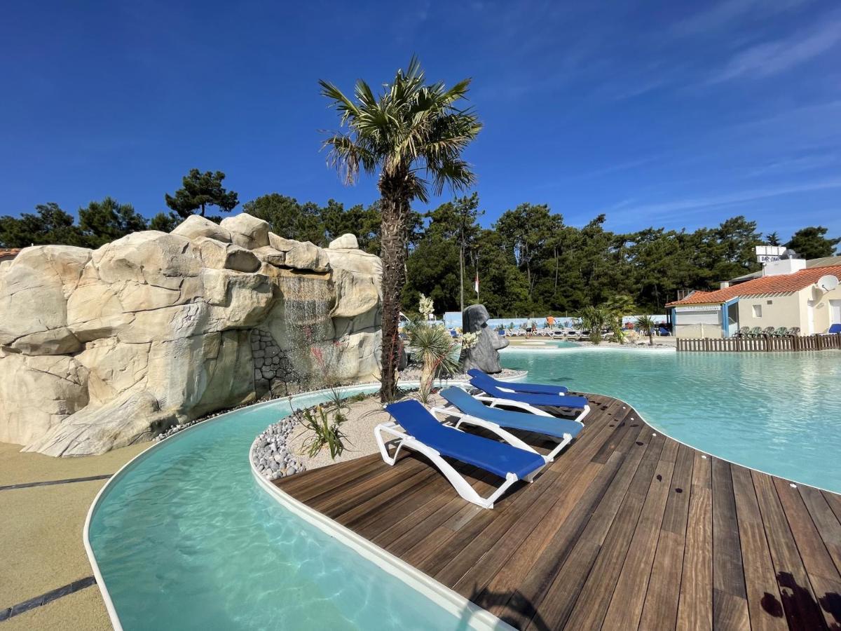 圣伊莱尔·德列 Camping Les Chouans酒店 外观 照片