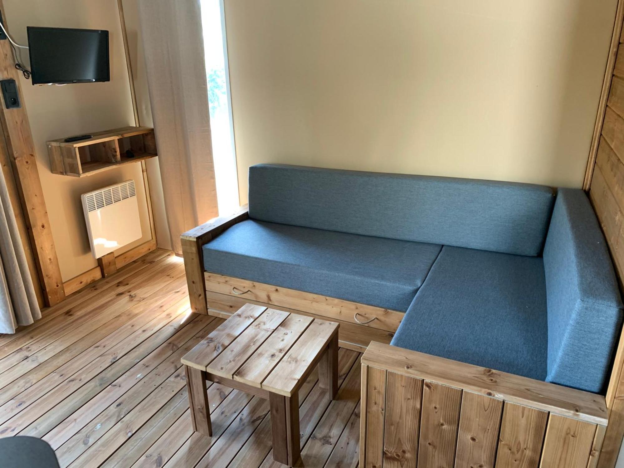 圣伊莱尔·德列 Camping Les Chouans酒店 外观 照片